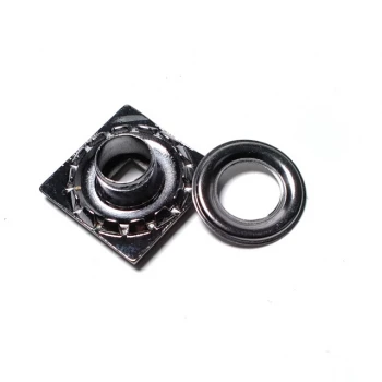 18 x 18 mm Eyelet Square Shape E 1899