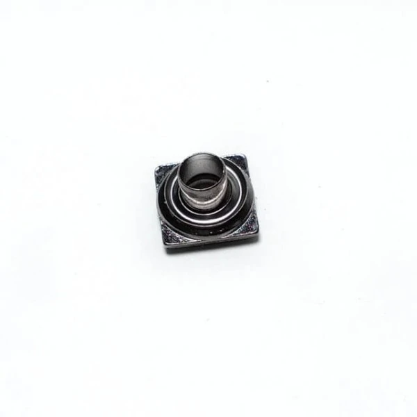 Shoe lace hole - eyelet 11 x 11 mm E 495