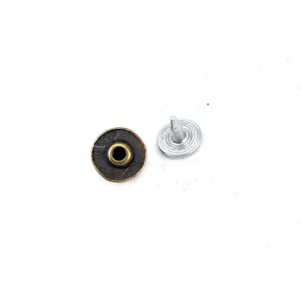 10 mm Rivet front and detail view