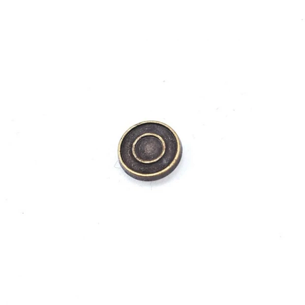 12 mm Rivet front and detail view