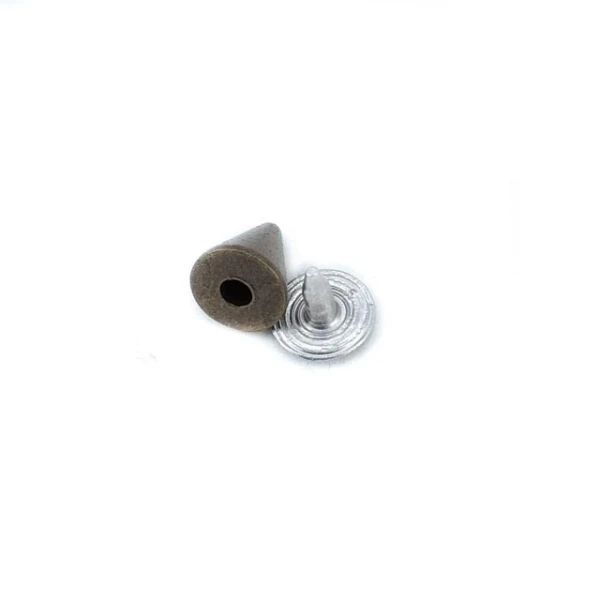 7 mm Rivet front and detail view