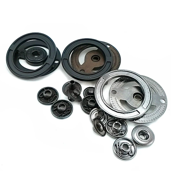 33 mm Decorative and Stylish  Circle Snap Fastening