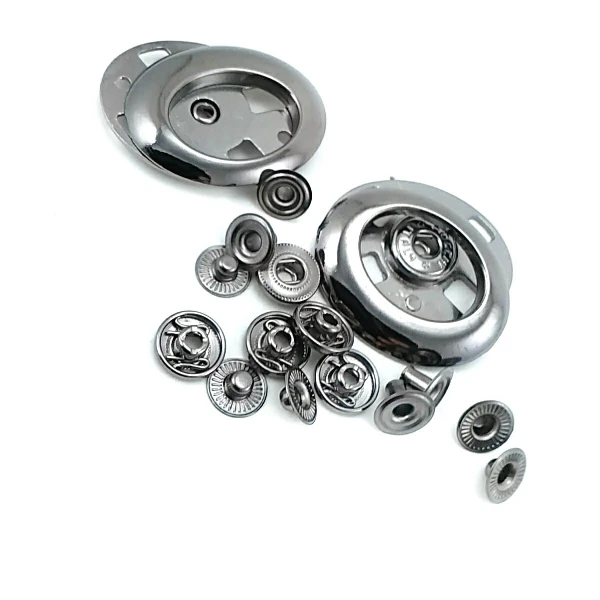 30 mm Snap Fastener front and detail view