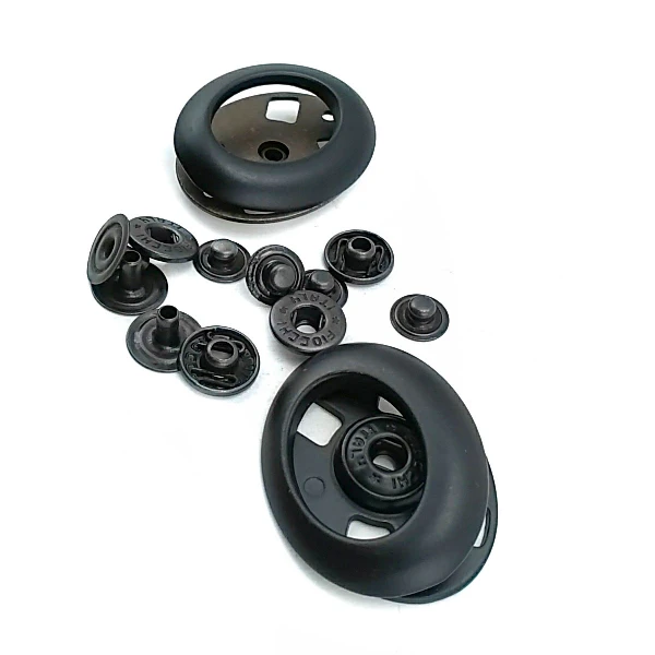 30 mm Snap Fastener front and detail view