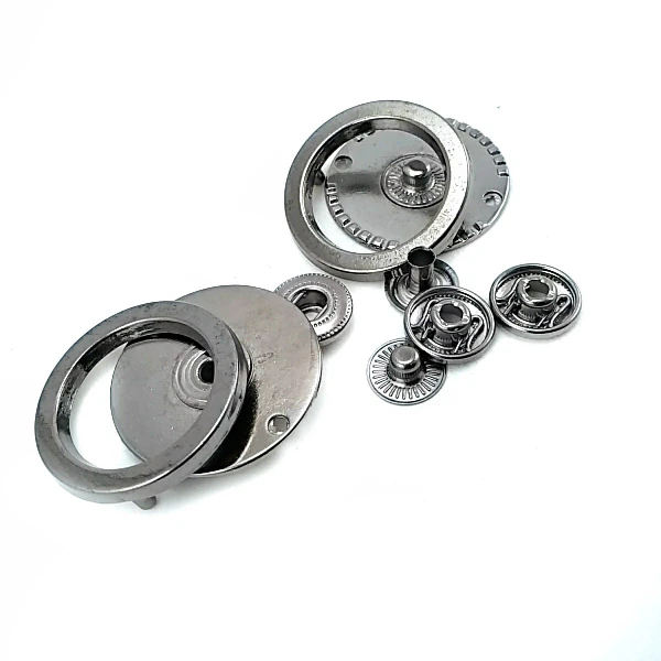 28 mm Snap Fastener front and detail view