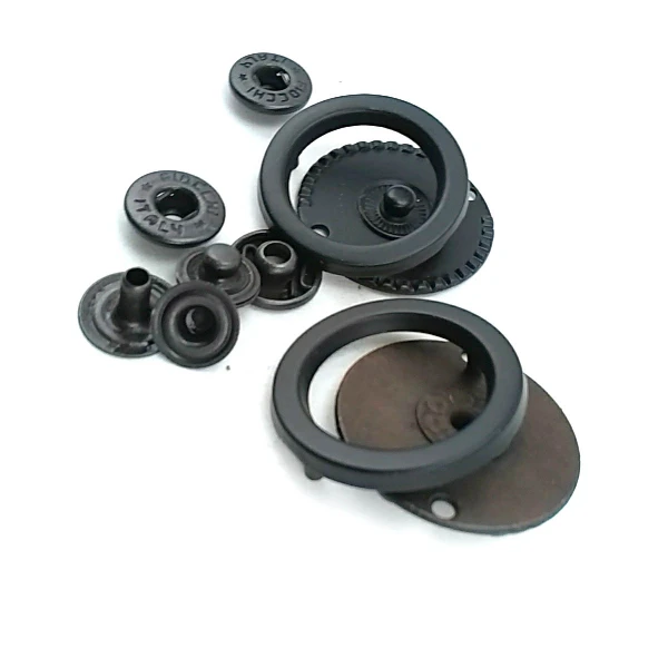 28 mm Snap Fastener front and detail view