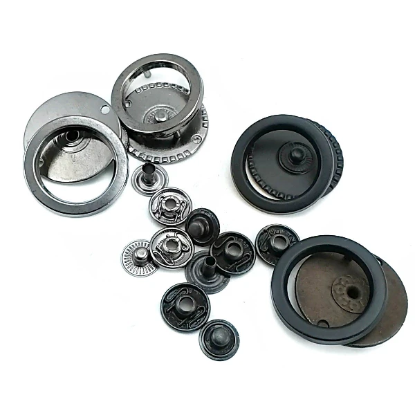 28 mm Snap Fastener front and detail view