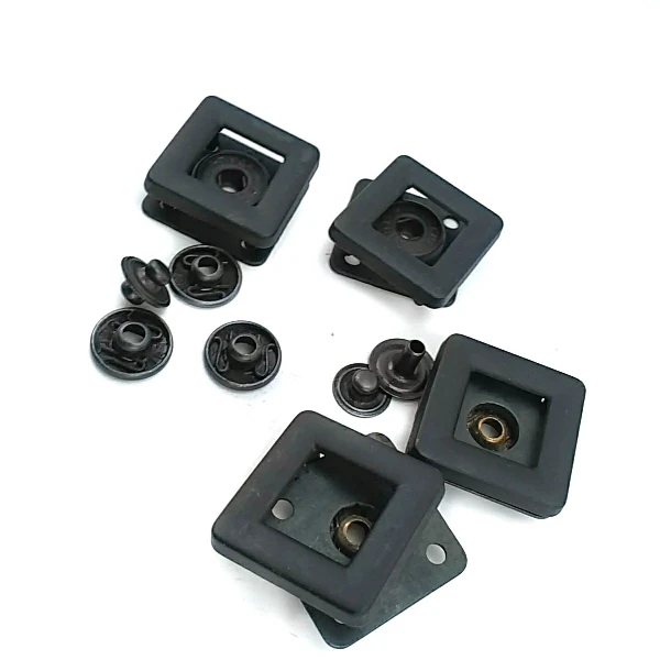 Kare Mont ve Kaban Çıtçıt Düğme 25 x 25 mm E 1282
