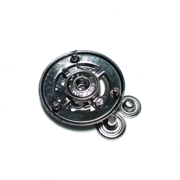 22 mm Çıtçıt Düğme ön ve detay görünümü