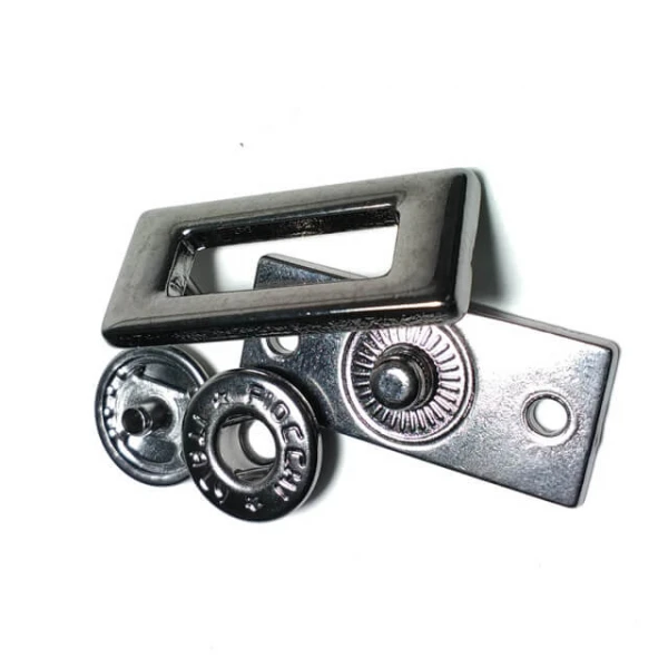 Metal snap button with rectangular shape 20 x 13 mm Metal snap button with rectangular shape 20 x 13 mm