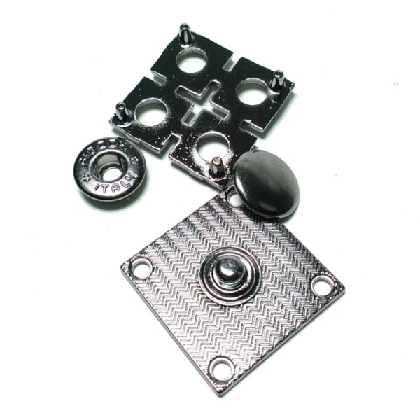 Square snap button 25 x 25 mm