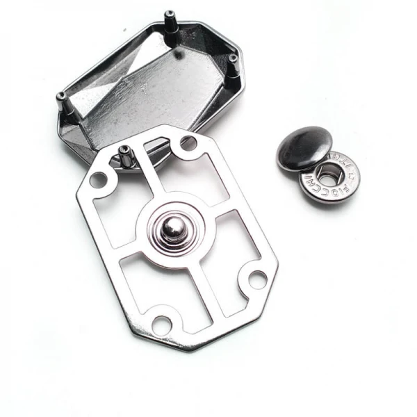 30 mm Çıtçıt Düğme ön ve detay görünümü