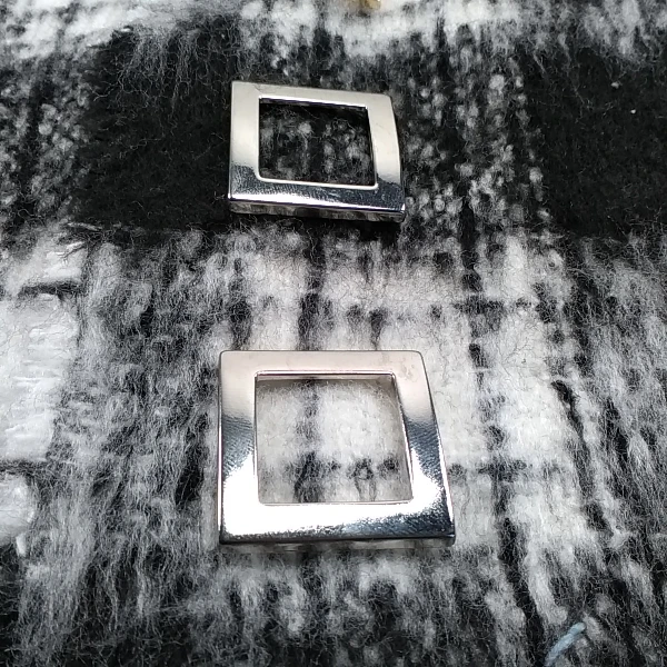 Mont , Kaban ve Ceket için Metal Çıtçıt Düğme 32 x 32 mm Е 1831