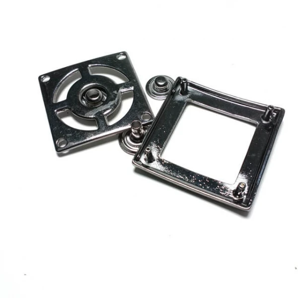 Mont , Kaban ve Ceket için Metal Çıtçıt Düğme 32 x 32 mm Е 1831