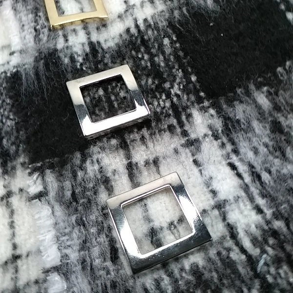 Mont , Kaban ve Ceket için Metal Çıtçıt Düğme 32 x 32 mm Е 1831
