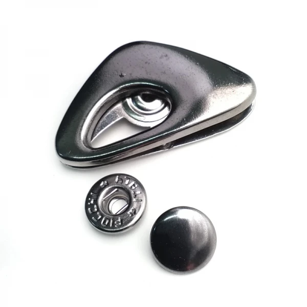 28 mm Snap Fastener front and detail view