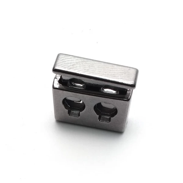 Çift Delikli Kare Şekil Metal Stoper 16 mm E 2035