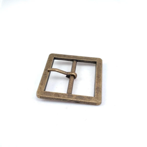 30 mm Center-Bar Buckle front and detail view