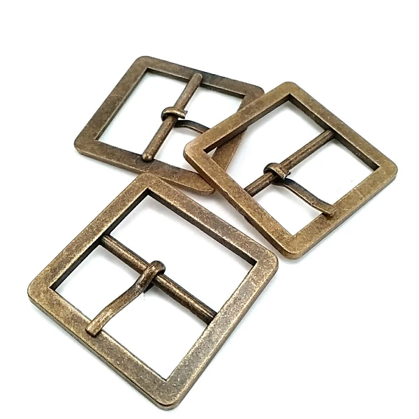 30 mm Center-Bar Buckle front and detail view