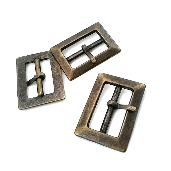 21 mm Center-Bar Buckle front and detail view