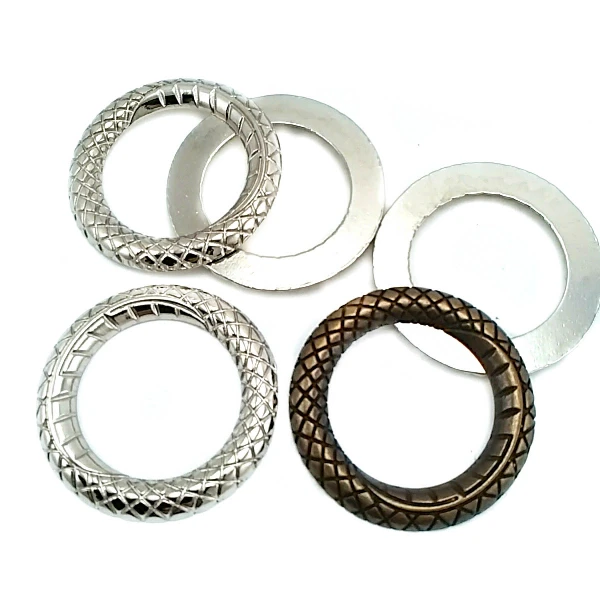 30 mm Ring / Metal Frame front and detail view