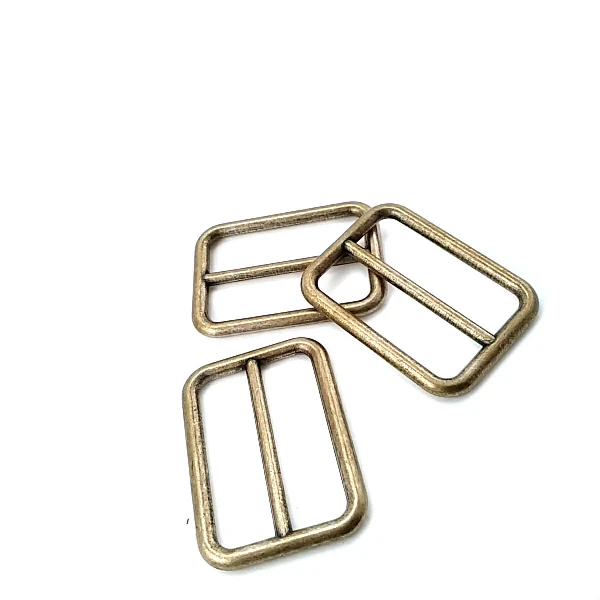 30 mm Center-Bar Buckle front and detail view