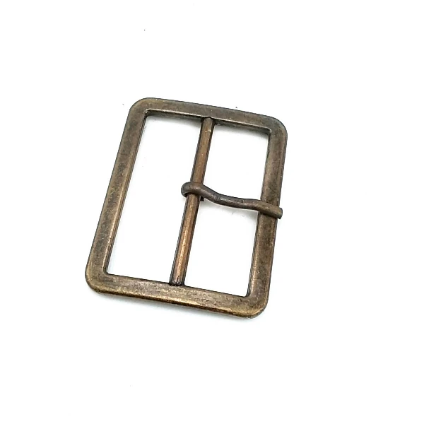 45 mm Center-Bar Buckle front and detail view