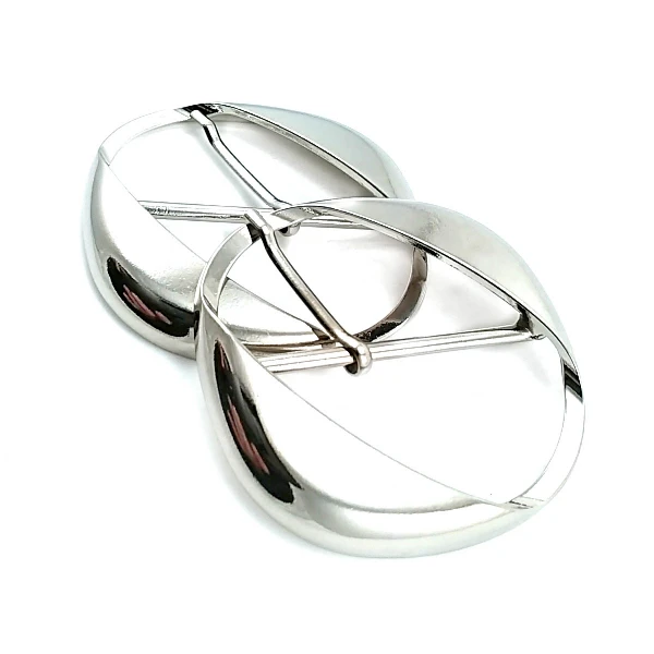 64 mm Center-Bar Buckle front and detail view
