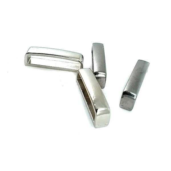 22 mm front and detail view