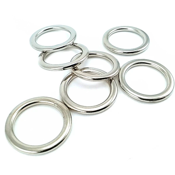 Metal Halka Toka 2 cm E 2186