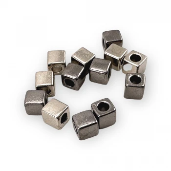 Cord End Cube Shape Tie 5 mm Diameter E 1804