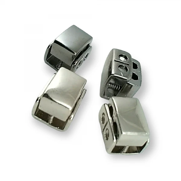 Çift Bağcık Delikli Tek Basma Düğmeli 16 mm x 13 mm Kordon Kilidi E 2239