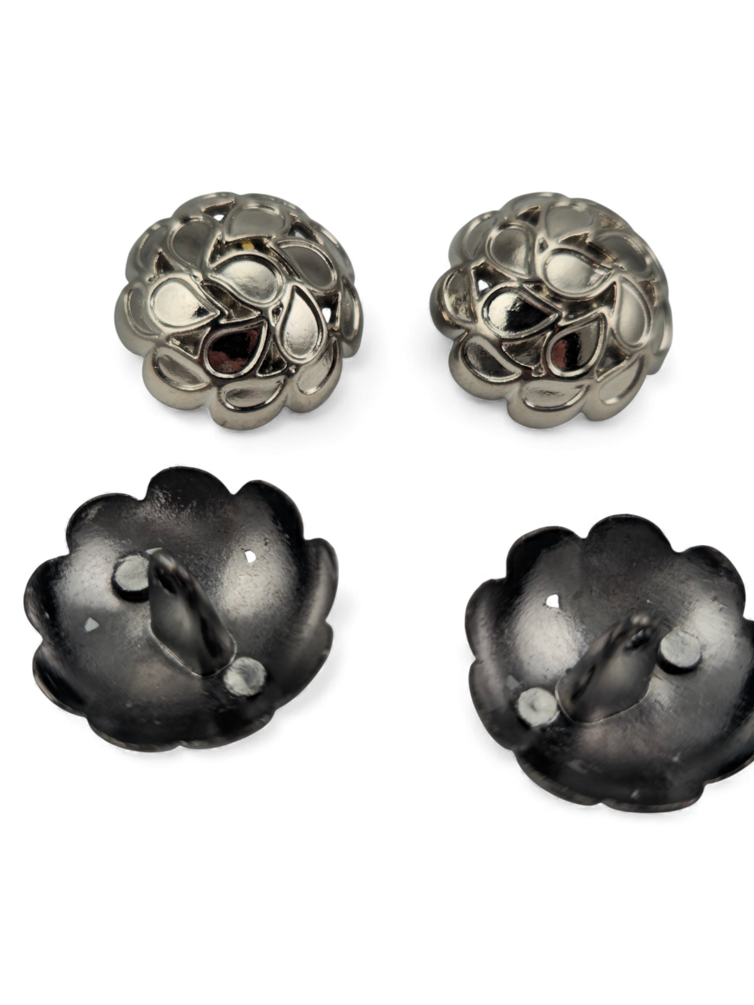 embossed flower bud patterned Jacket Button 22.7 mm - 36 size embossed flower bud patterned Jacket Button 22.7 mm - 36 size