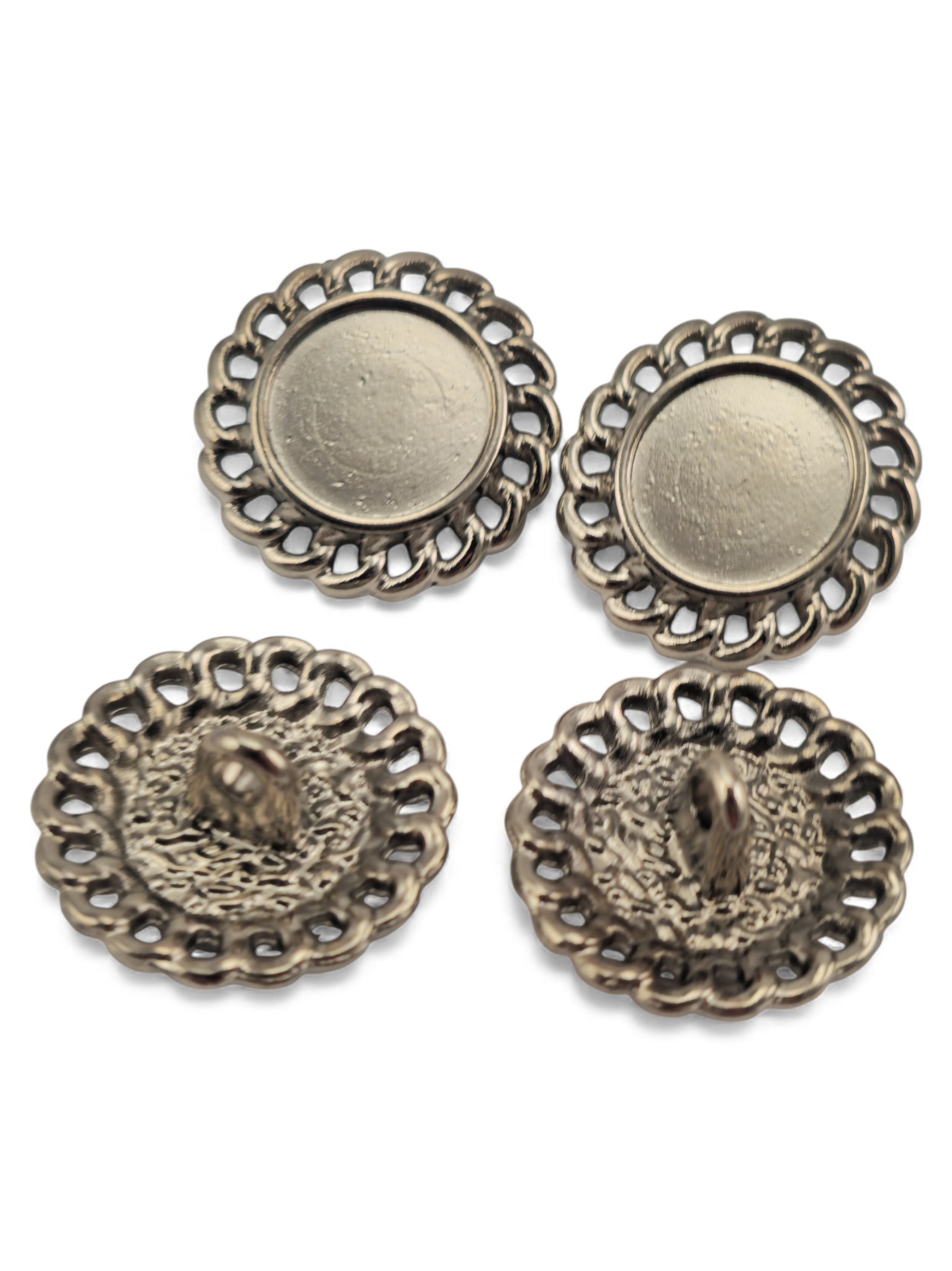 Knitted Frame Embossed Button 17.5 mm - 27 size Knitted Frame Embossed Button 17.5 mm - 27 size