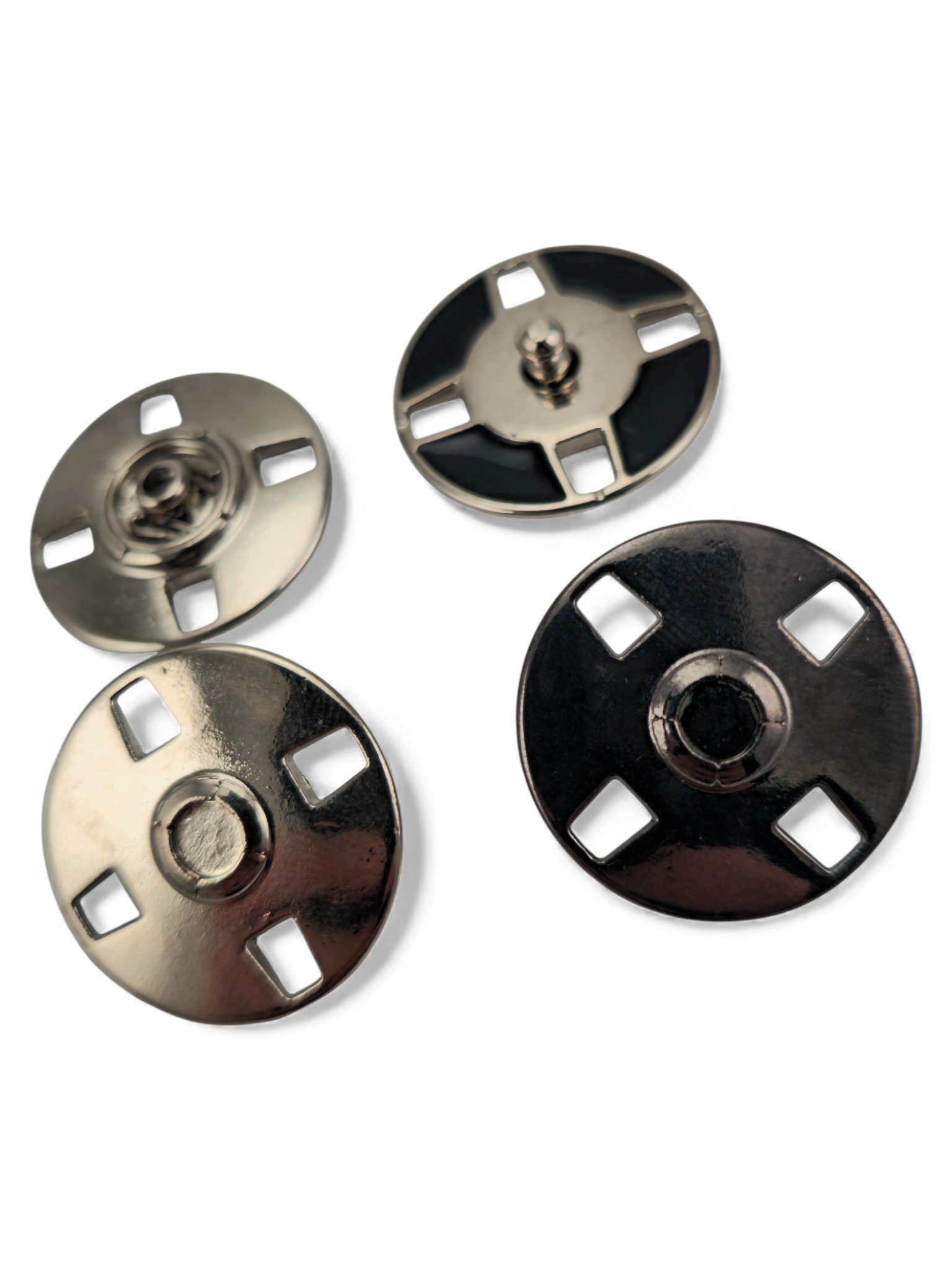 Decorative Covered 4 Hole Sewn Snap Fastener 24 mm Decorative Covered 4 Hole Sewn Snap Fastener 24 mm