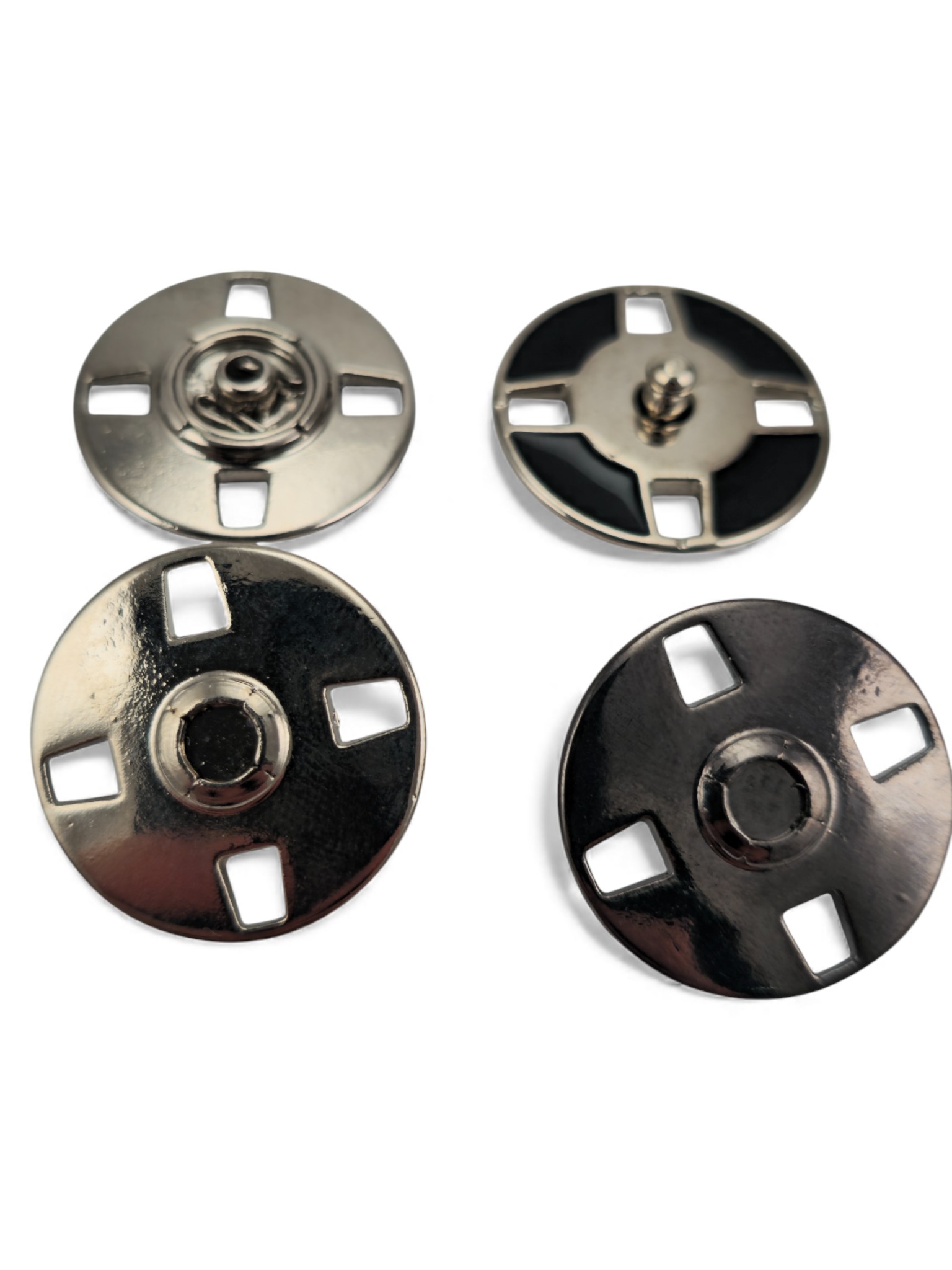 Decorative Covered 4 Hole Sewn Snap Fastener 24 mm Decorative Covered 4 Hole Sewn Snap Fastener 24 mm