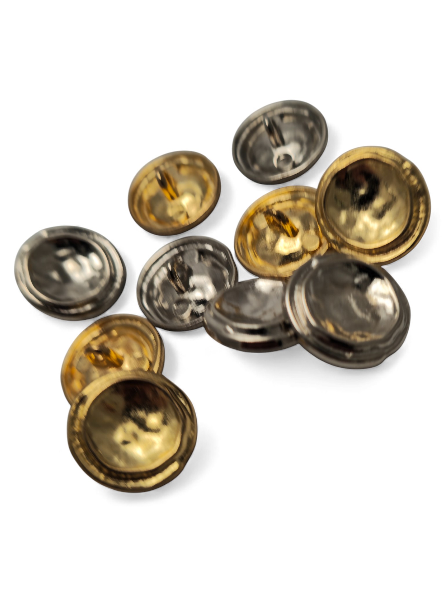 Bombe Yüzeyli, Çekiç İzli Ceket Düğmesi 17 mm - 27 boy Bombe Yüzeyli, Çekiç İzli Ceket Düğmesi 17 mm - 27 boy