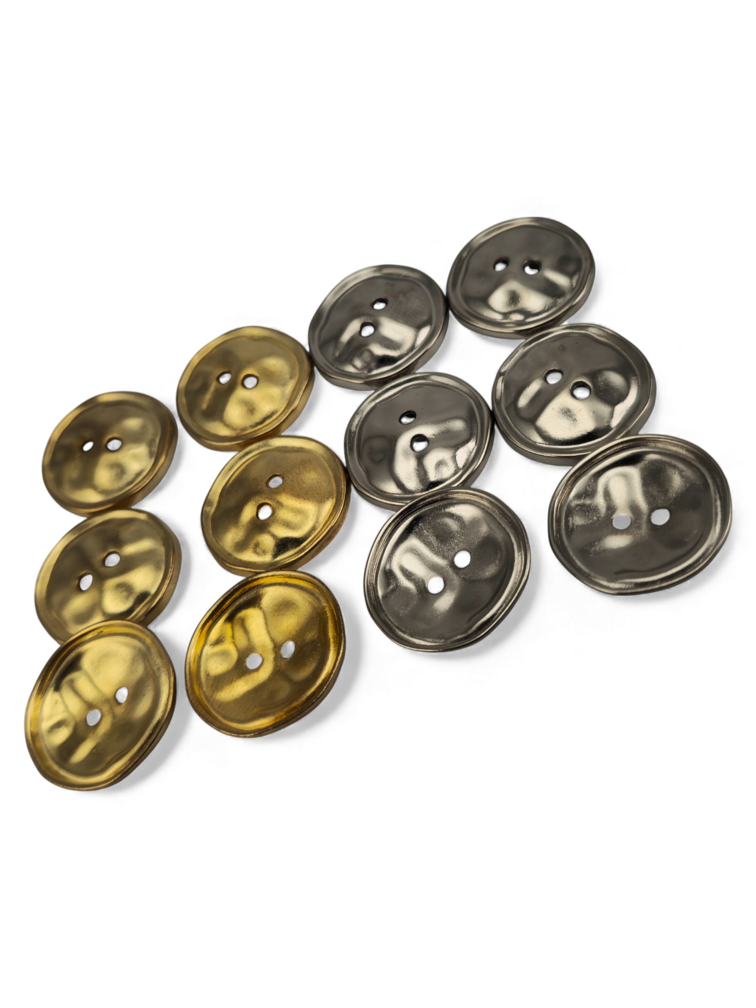 Hammered 2 Hole Zamak Button 20 mm - 32 size