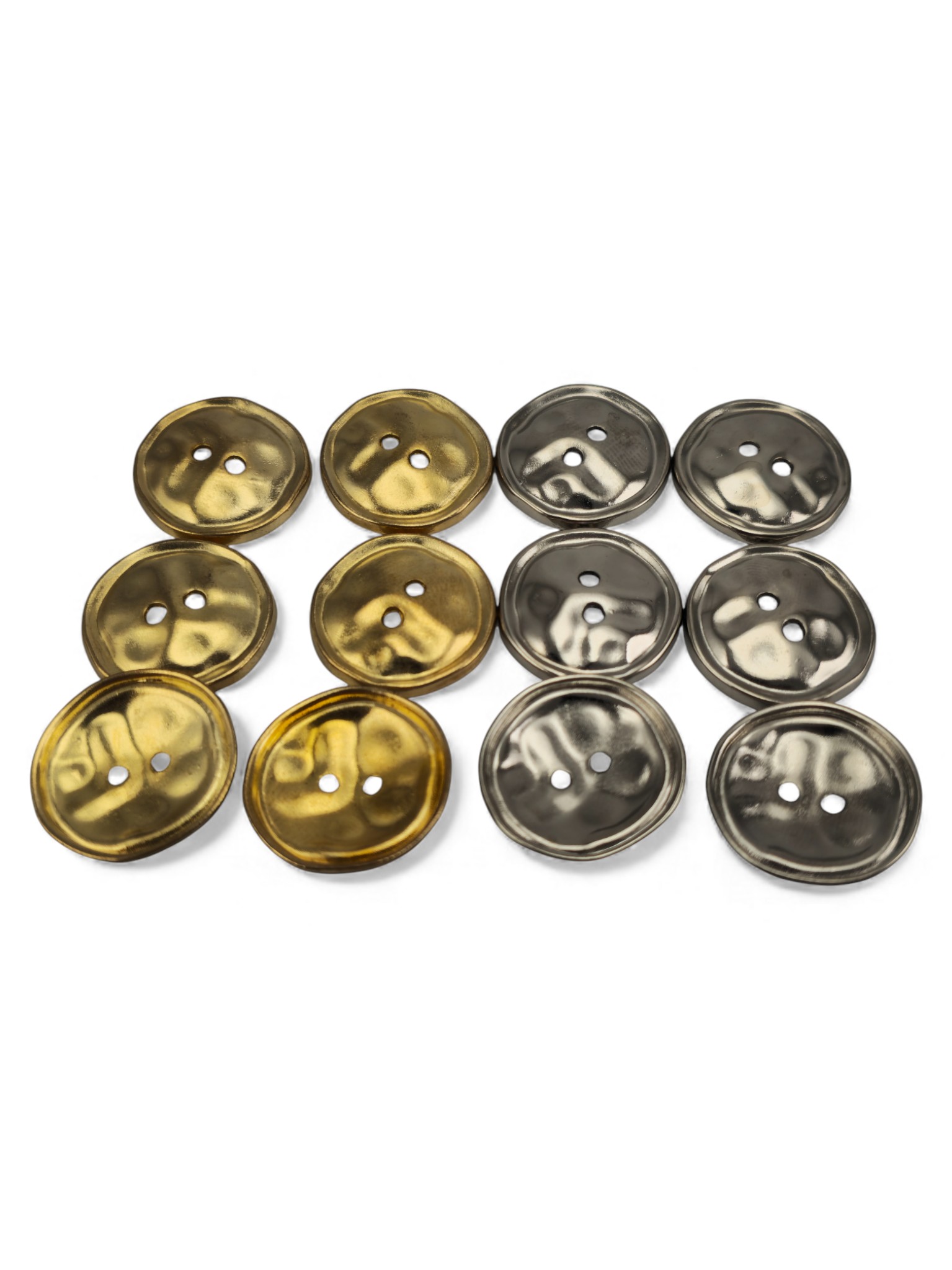 Hammered 2 Hole Zamak Button 20 mm - 32 size