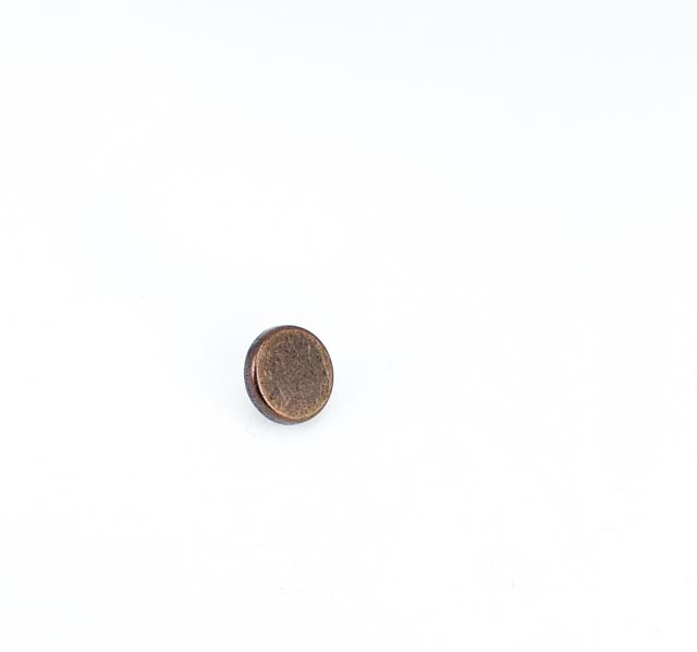 9 mm Shank Button front and detail view