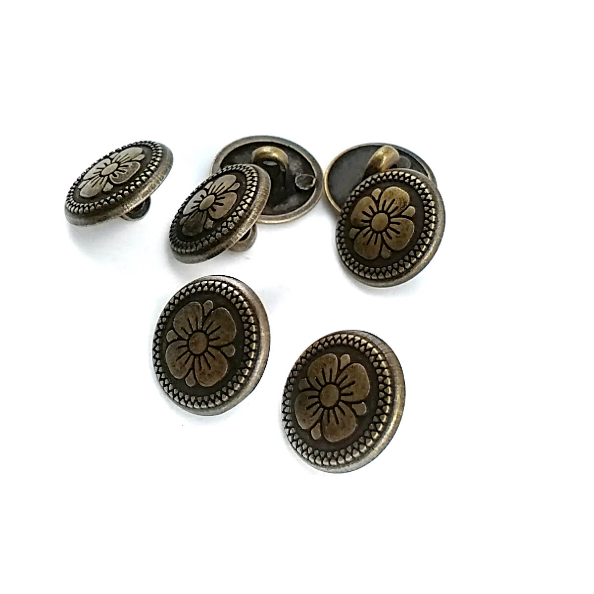 Shank Button Metal Daisy Patterned 15 mm - 24 L E 114