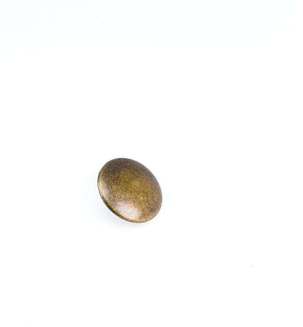 Slightly Curved Metal Shank Button 17 mm - 28 L E 1196