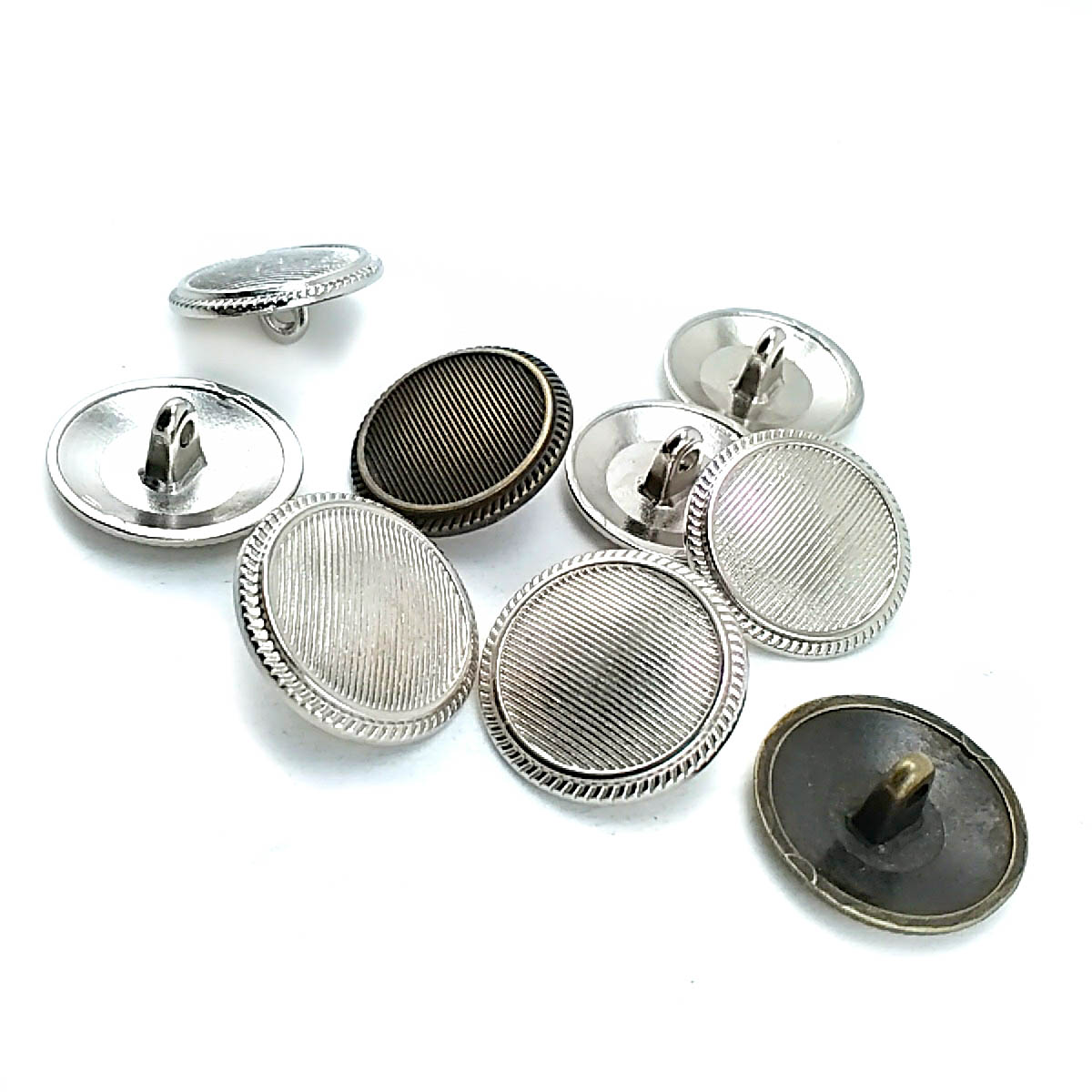 20 mm Shank Button front and detail view