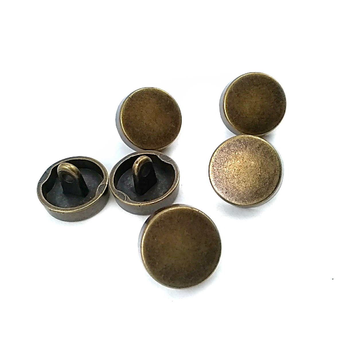 15 mm Shank Button front and detail view