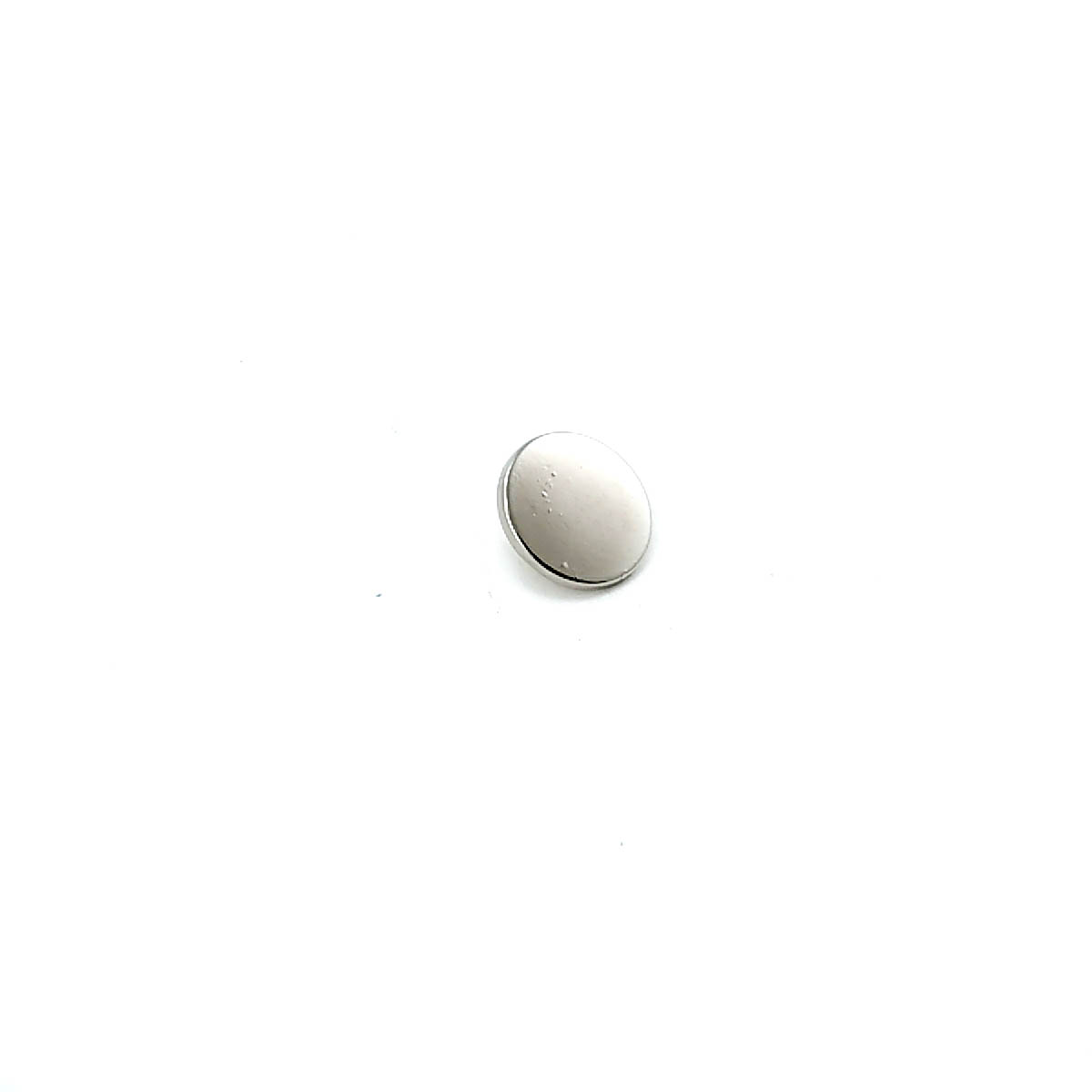 20 mm Shank Button front and detail view
