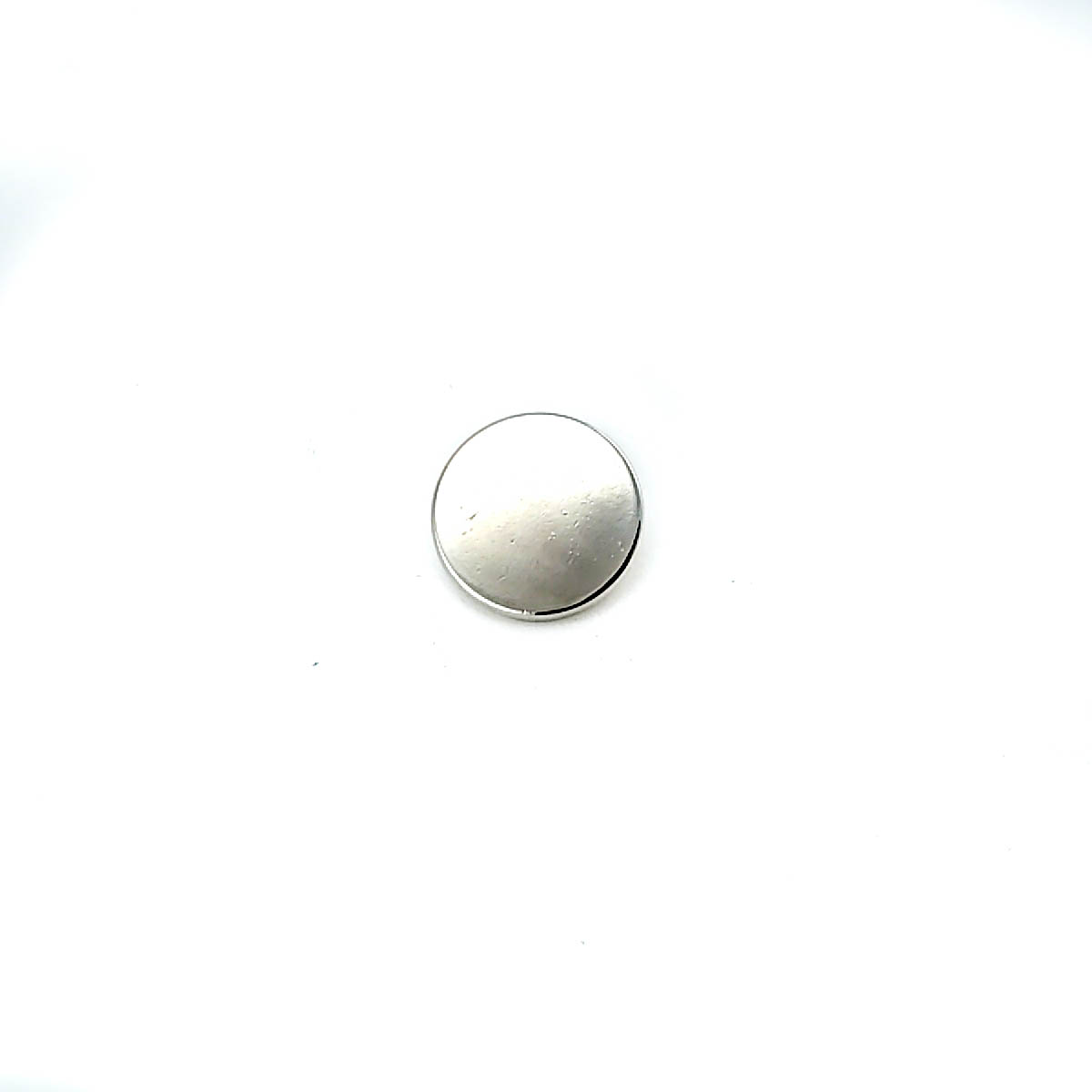 20 mm Shank Button front and detail view