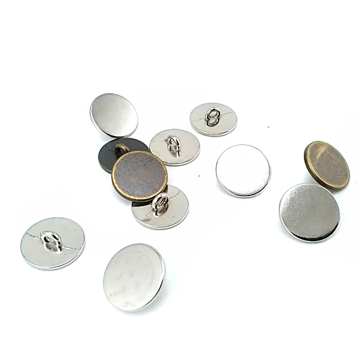 15 mm Shank Button front and detail view