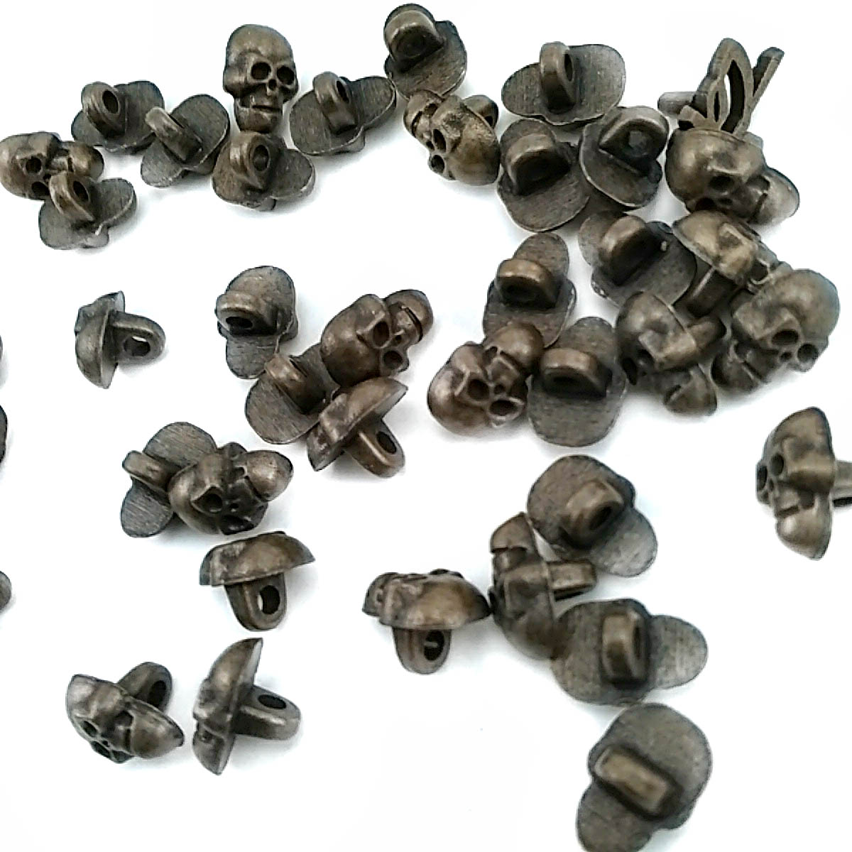 Ayaklı Düğme Kurukafa Şekilli 11.4 x 7.8mm E 1465