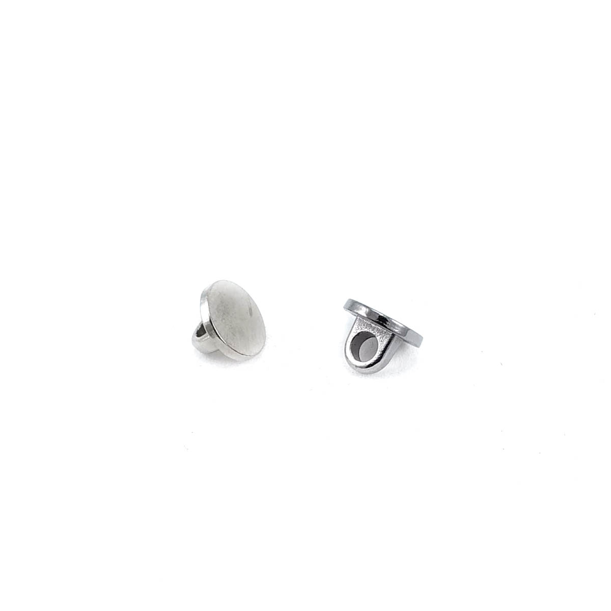 8 mm Shank Button front and detail view