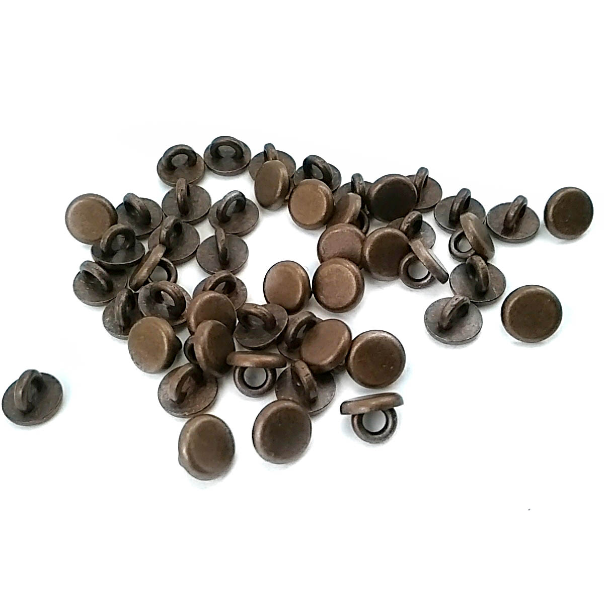 7.5 mm Ayaklı Düğme ürün görseli 7.5 mm Ayaklı Düğme ön ve detay görünümü